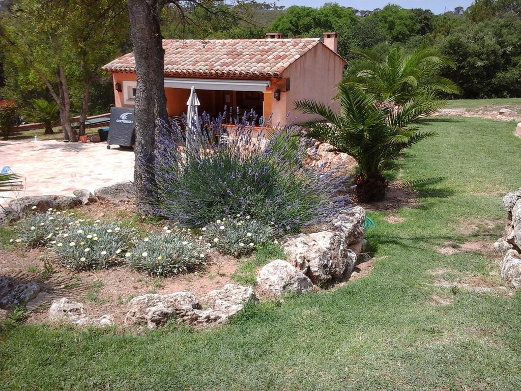 Mas Des Lys Hotel Roquebrune-sur-Argens Exterior foto