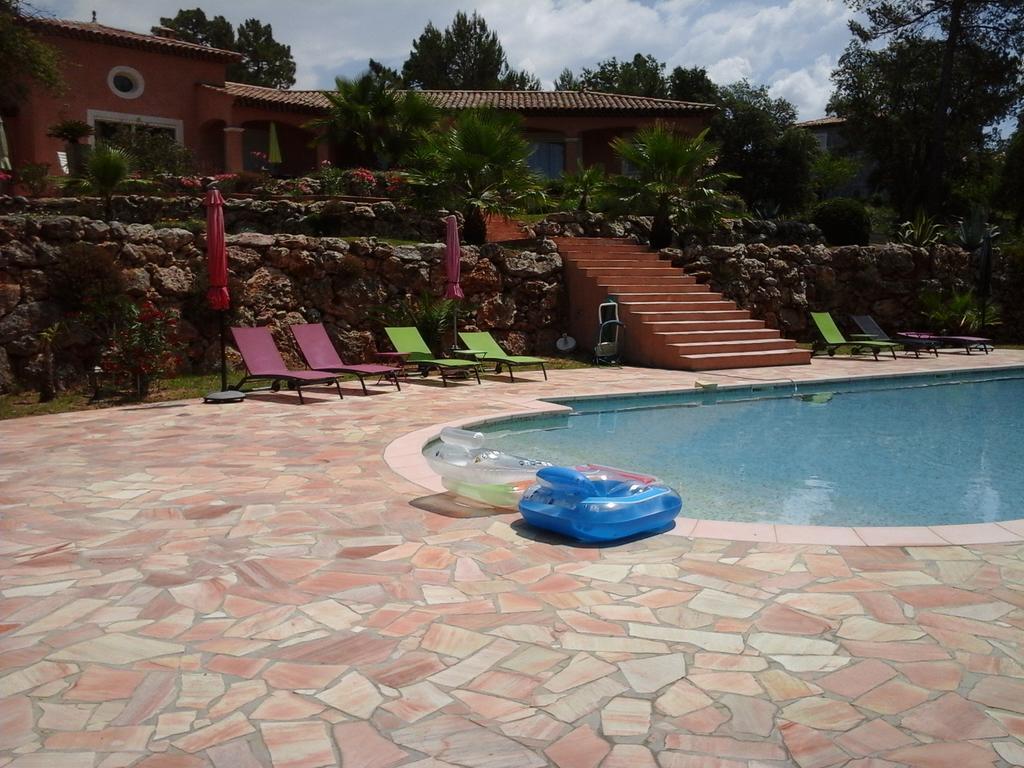 Mas Des Lys Hotel Roquebrune-sur-Argens Exterior foto