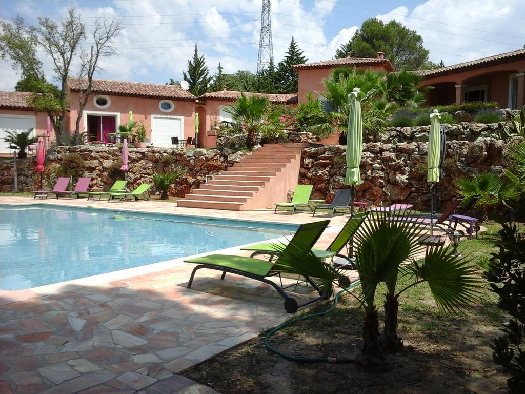 Mas Des Lys Hotel Roquebrune-sur-Argens Exterior foto