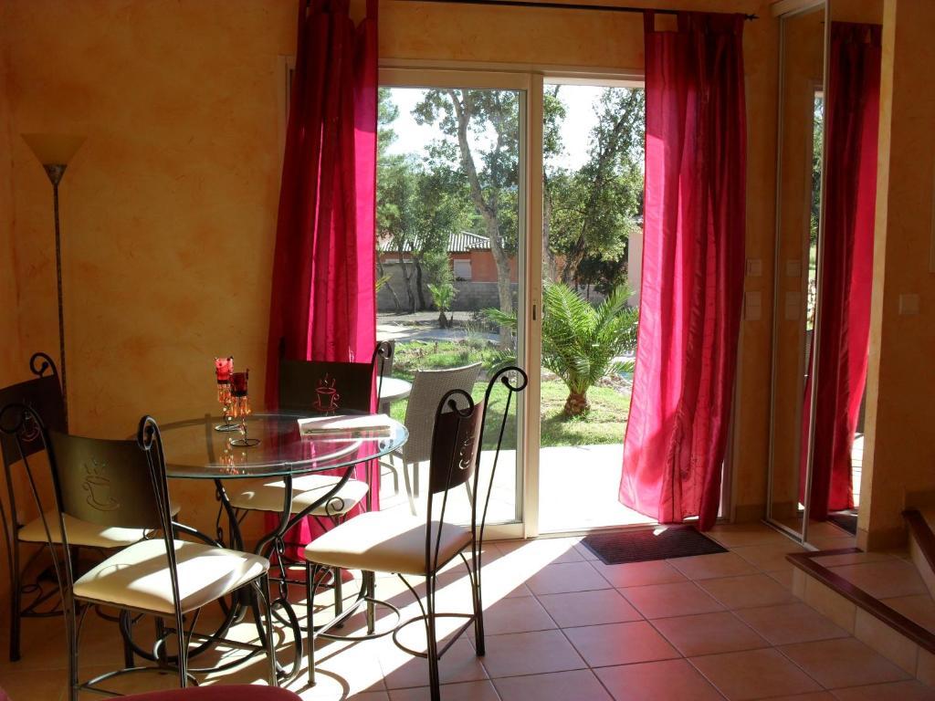 Mas Des Lys Hotel Roquebrune-sur-Argens Exterior foto